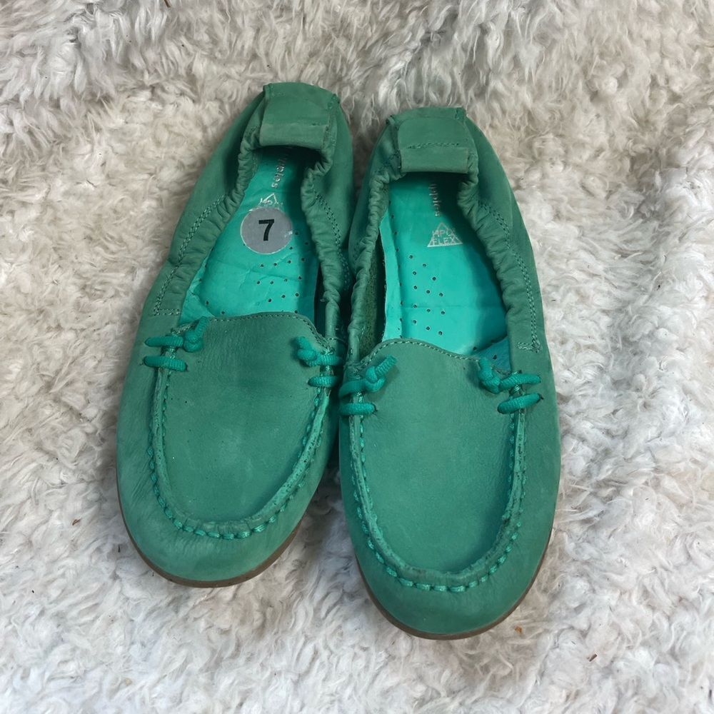 Hush Puppies Women's HPO2 FLEX Mint Green Leather Slip-On flats Medium Moyen SZ7